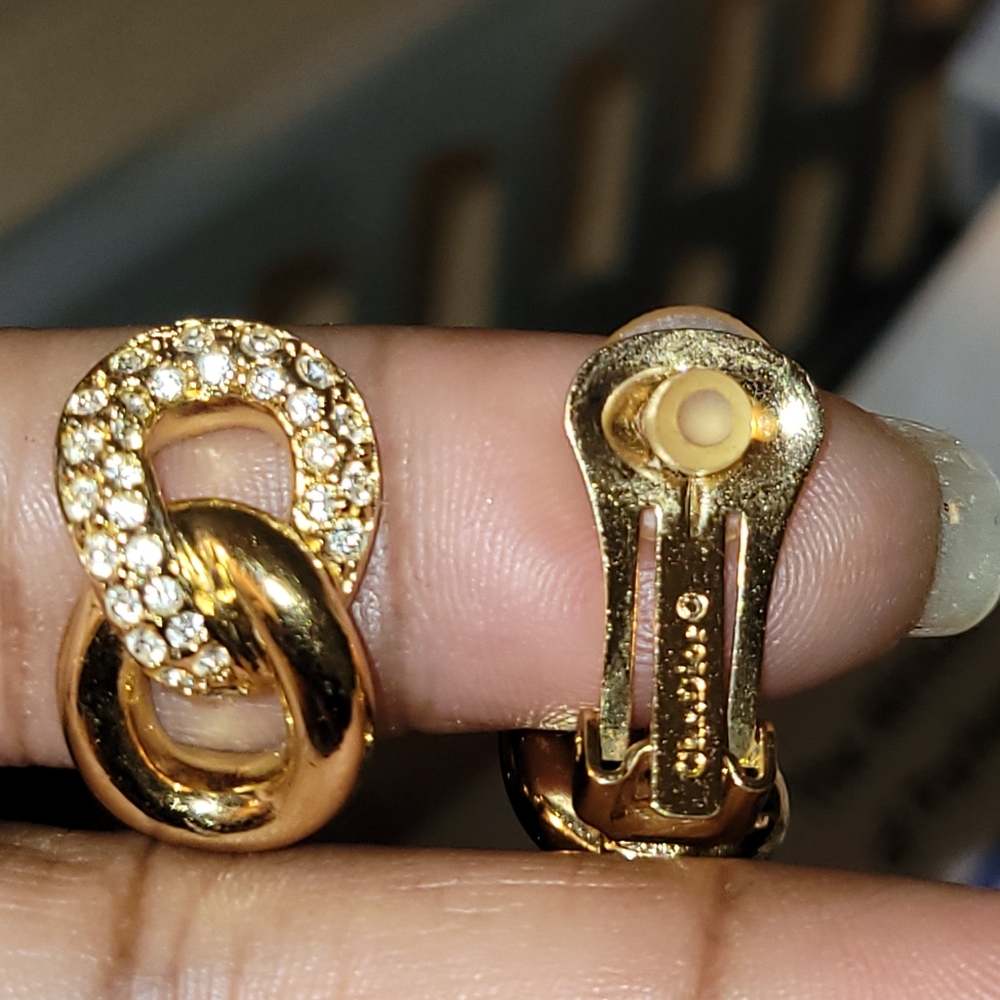 Vintage Christian Dior Gold Plated Crystal Chain Link Hoop Earrings - Picture 4 of 5